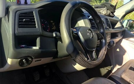 Volkswagen Caravelle T6 рестайлинг, 2018 год, 2 550 000 рублей, 9 фотография