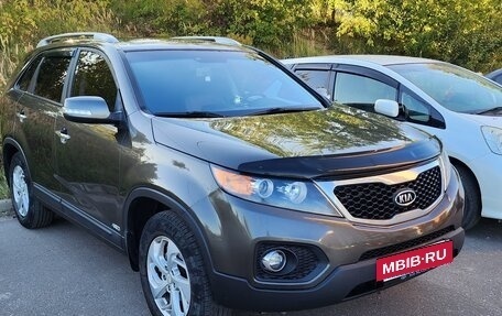 KIA Sorento II рестайлинг, 2010 год, 1 100 000 рублей, 2 фотография