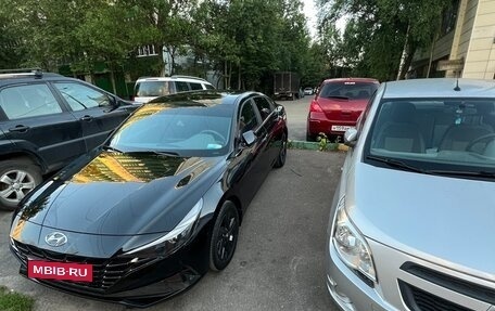 Hyundai Elantra, 2023 год, 2 150 000 рублей, 6 фотография