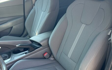 Hyundai Elantra, 2023 год, 2 150 000 рублей, 13 фотография