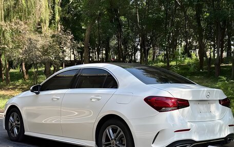 Mercedes-Benz A-Класс, 2022 год, 2 290 000 рублей, 5 фотография