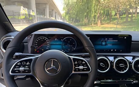 Mercedes-Benz A-Класс, 2022 год, 2 290 000 рублей, 7 фотография