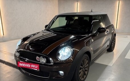 MINI Hatch, 2010 год, 1 500 000 рублей, 3 фотография