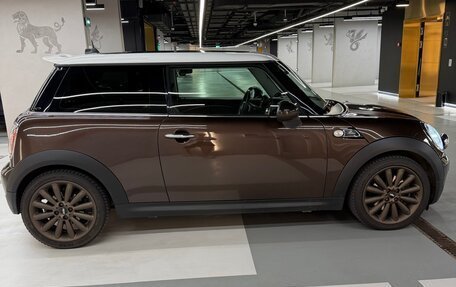 MINI Hatch, 2010 год, 1 500 000 рублей, 10 фотография