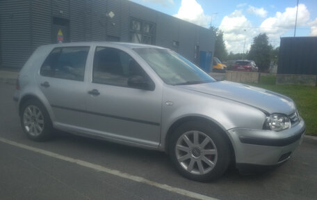 Volkswagen Golf IV, 2001 год, 157 000 рублей, 2 фотография