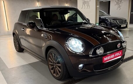 MINI Hatch, 2010 год, 1 500 000 рублей, 11 фотография