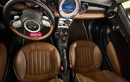 MINI Hatch, 2010 год, 1 500 000 рублей, 17 фотография