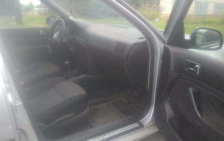 Volkswagen Golf IV, 2001 год, 157 000 рублей, 9 фотография