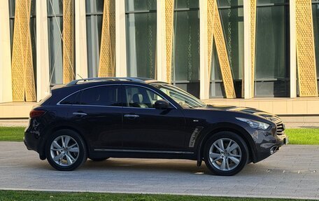Infiniti FX II, 2013 год, 2 249 000 рублей, 11 фотография