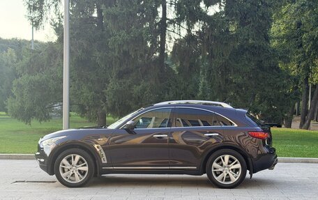 Infiniti FX II, 2013 год, 2 249 000 рублей, 13 фотография