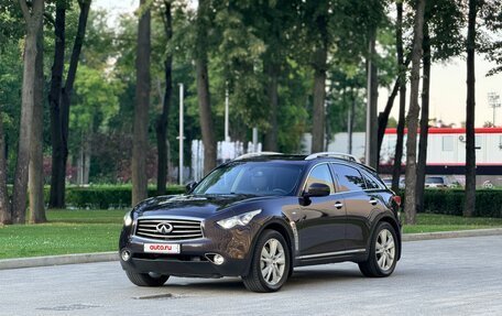 Infiniti FX II, 2013 год, 2 249 000 рублей, 12 фотография