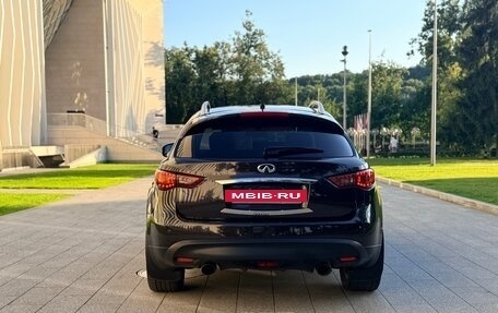 Infiniti FX II, 2013 год, 2 249 000 рублей, 22 фотография