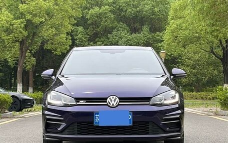 Volkswagen Golf VII, 2020 год, 1 409 000 рублей, 2 фотография
