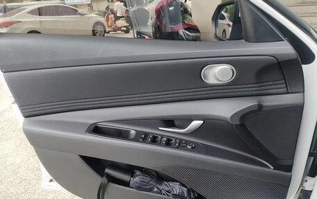 Hyundai Elantra, 2023 год, 1 500 007 рублей, 15 фотография