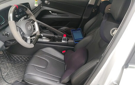 Hyundai Elantra, 2023 год, 1 500 007 рублей, 6 фотография