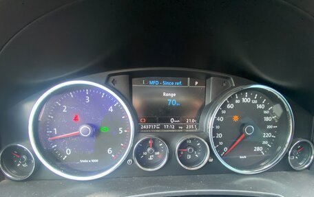 Volkswagen Touareg III, 2008 год, 800 000 рублей, 16 фотография