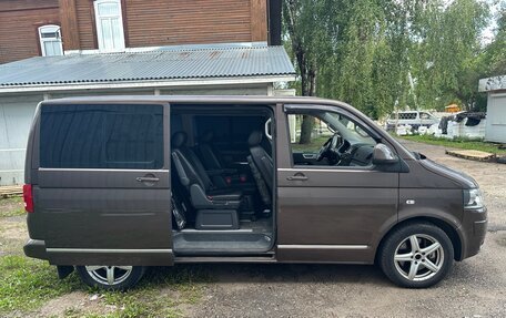Volkswagen Multivan T5, 2010 год, 2 100 000 рублей, 4 фотография
