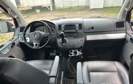 Volkswagen Multivan T5, 2010 год, 2 100 000 рублей, 6 фотография