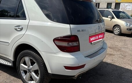 Mercedes-Benz M-Класс, 2008 год, 1 220 000 рублей, 3 фотография