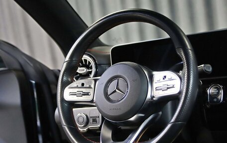 Mercedes-Benz CLA, 2019 год, 2 799 000 рублей, 9 фотография
