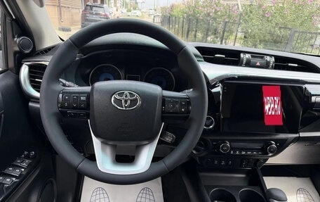 Toyota Hilux VIII, 2016 год, 2 900 000 рублей, 9 фотография