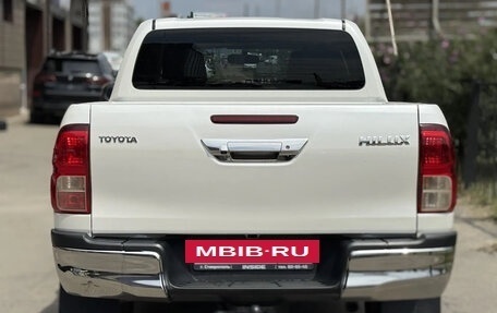 Toyota Hilux VIII, 2016 год, 2 900 000 рублей, 4 фотография