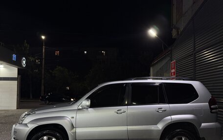 Toyota Land Cruiser Prado 120 рестайлинг, 2008 год, 2 100 000 рублей, 3 фотография