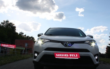 Toyota RAV4, 2016 год, 2 349 000 рублей, 8 фотография