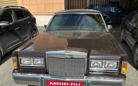 Lincoln Town Car II, 1988 год, 1 200 000 рублей, 8 фотография