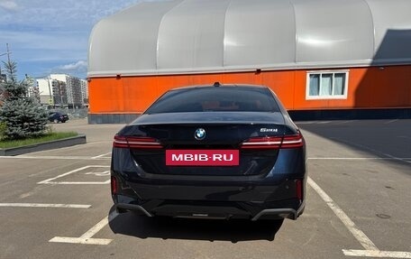 BMW 5 серия, 2024 год, 6 399 000 рублей, 20 фотография
