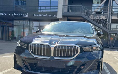 BMW 5 серия, 2024 год, 6 399 000 рублей, 23 фотография