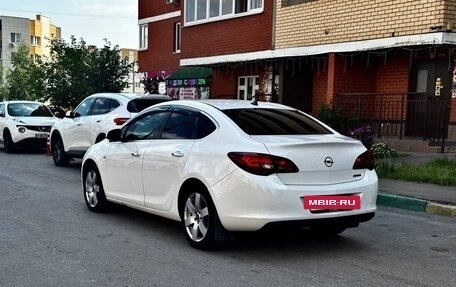 Opel Astra J, 2013 год, 630 000 рублей, 7 фотография