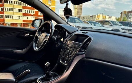Opel Astra J, 2013 год, 630 000 рублей, 13 фотография
