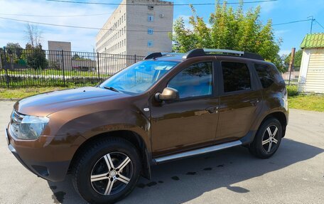 Renault Duster I рестайлинг, 2014 год, 1 200 000 рублей, 2 фотография