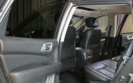 Nissan Pathfinder, 2016 год, 1 499 000 рублей, 6 фотография