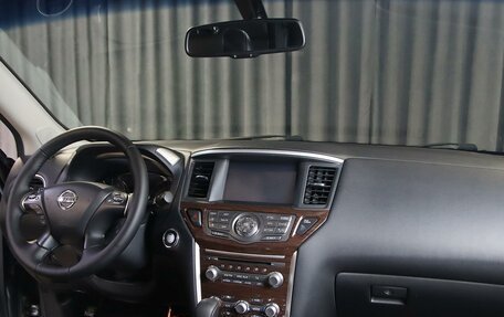 Nissan Pathfinder, 2016 год, 1 499 000 рублей, 5 фотография