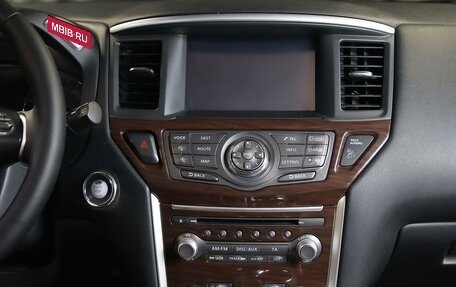 Nissan Pathfinder, 2016 год, 1 499 000 рублей, 14 фотография
