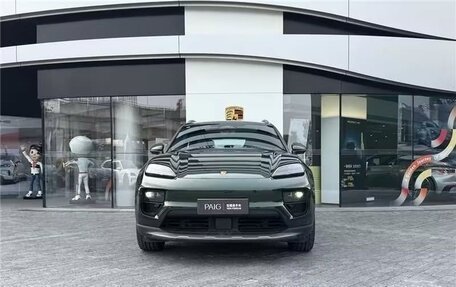 Porsche Macan, 2025 год, 15 640 000 рублей, 2 фотография