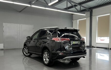 Toyota RAV4, 2016 год, 1 680 000 рублей, 6 фотография
