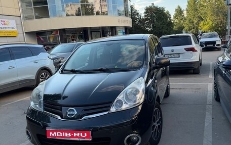 Nissan Note II рестайлинг, 2012 год, 900 000 рублей, 1 фотография