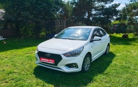 Hyundai Solaris II рестайлинг, 2018 год, 1 450 000 рублей, 1 фотография