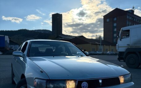 Toyota Cresta, 1993 год, 280 000 рублей, 2 фотография