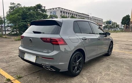 Volkswagen Golf VIII, 2023 год, 2 390 000 рублей, 4 фотография