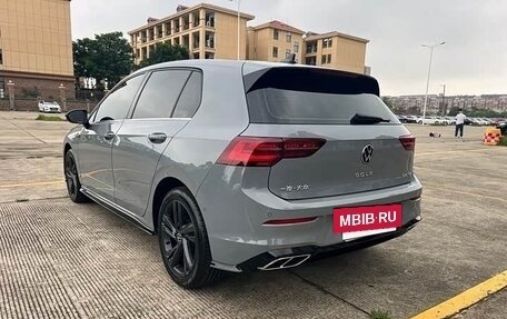 Volkswagen Golf VIII, 2023 год, 2 390 000 рублей, 6 фотография
