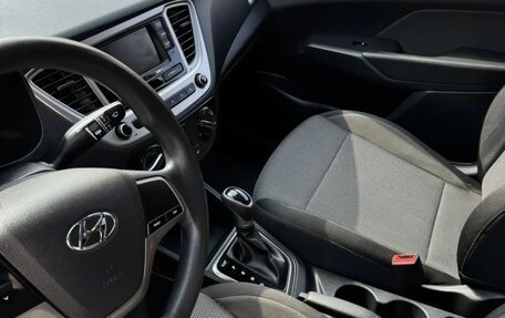 Hyundai Solaris II рестайлинг, 2019 год, 1 290 000 рублей, 4 фотография