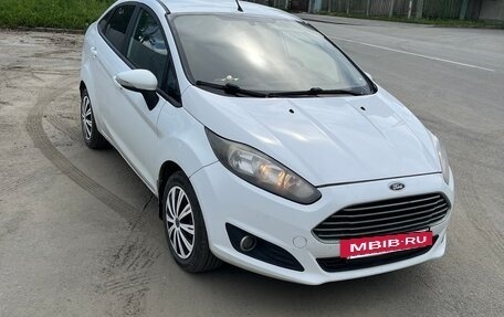 Ford Fiesta, 2015 год, 785 000 рублей, 2 фотография