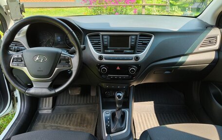 Hyundai Solaris II рестайлинг, 2018 год, 1 450 000 рублей, 3 фотография