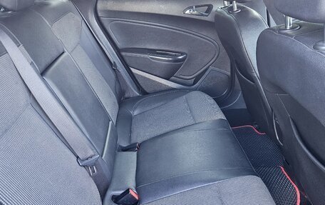 Opel Astra J, 2011 год, 435 000 рублей, 7 фотография