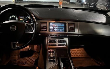 Jaguar XF I рестайлинг, 2011 год, 1 240 000 рублей, 19 фотография