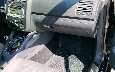 Volkswagen Golf V, 2008 год, 650 000 рублей, 4 фотография